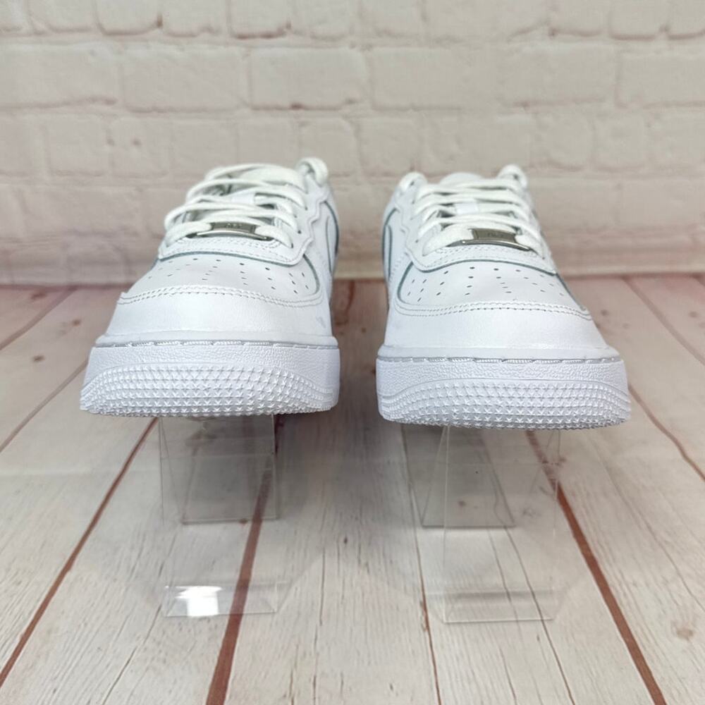 Nike Air Force 1 Low Triple White Shoes Size 7Y/Women's Size 8.5 (DH2920-111) - Picture 5 of 11